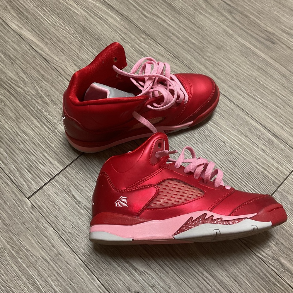 Jordan Retro 5 Valentines Day girls size 1
